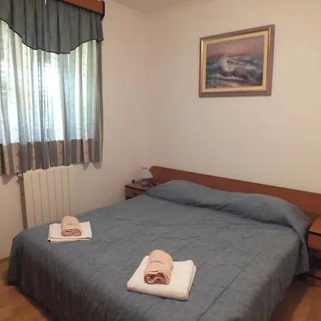 Plavo Fiorini Appartement